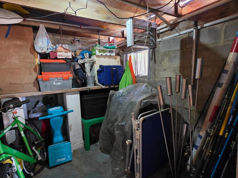 4 Bedroom Property for Sale in Franskraal Western Cape